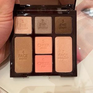 Charlotte tilbury palette